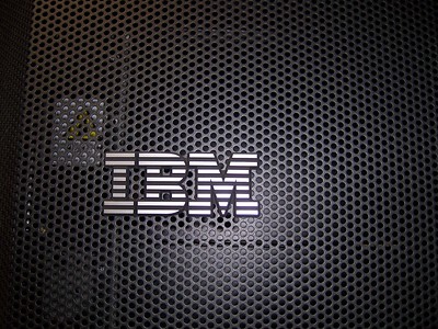 IBM IBM logo on RS6000 machine